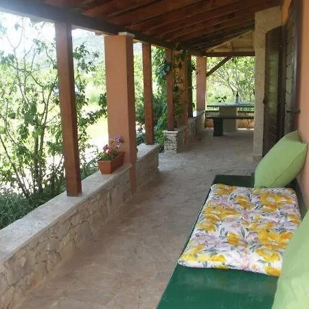 Dom wakacyjny Holiday Home Vinisce Vinišće