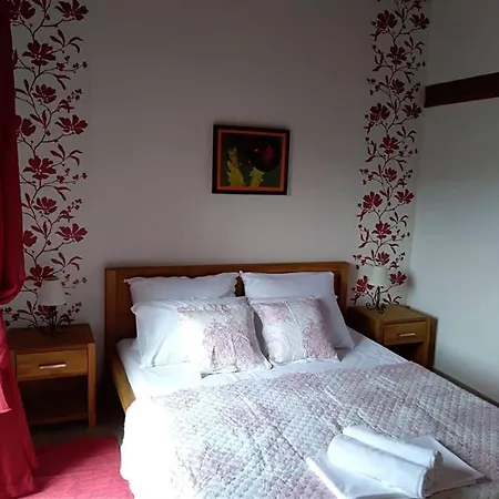 Holiday Home Vinisce Dom wakacyjny