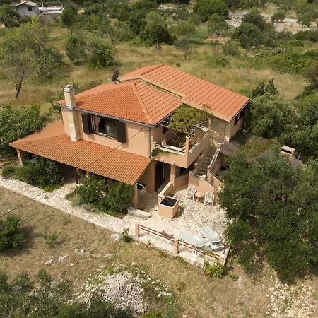 Holiday Home Vinisce Dom wakacyjny Vinišće