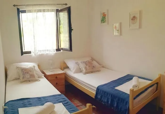 Holiday Home Vinisce * Vinišće