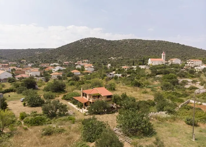 度假居 Holiday Home Vinisce Vinišće