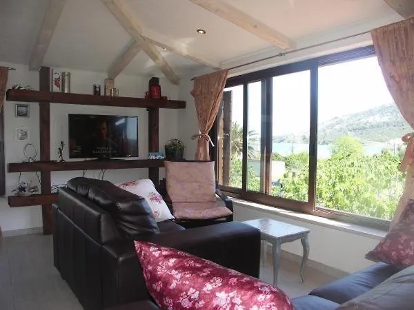 度假居 Holiday Home Vinisce *